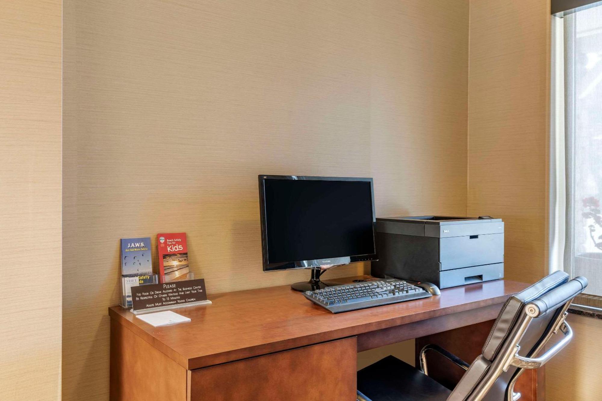 Comfort Inn & Suites Линкольн-Сити Экстерьер фото