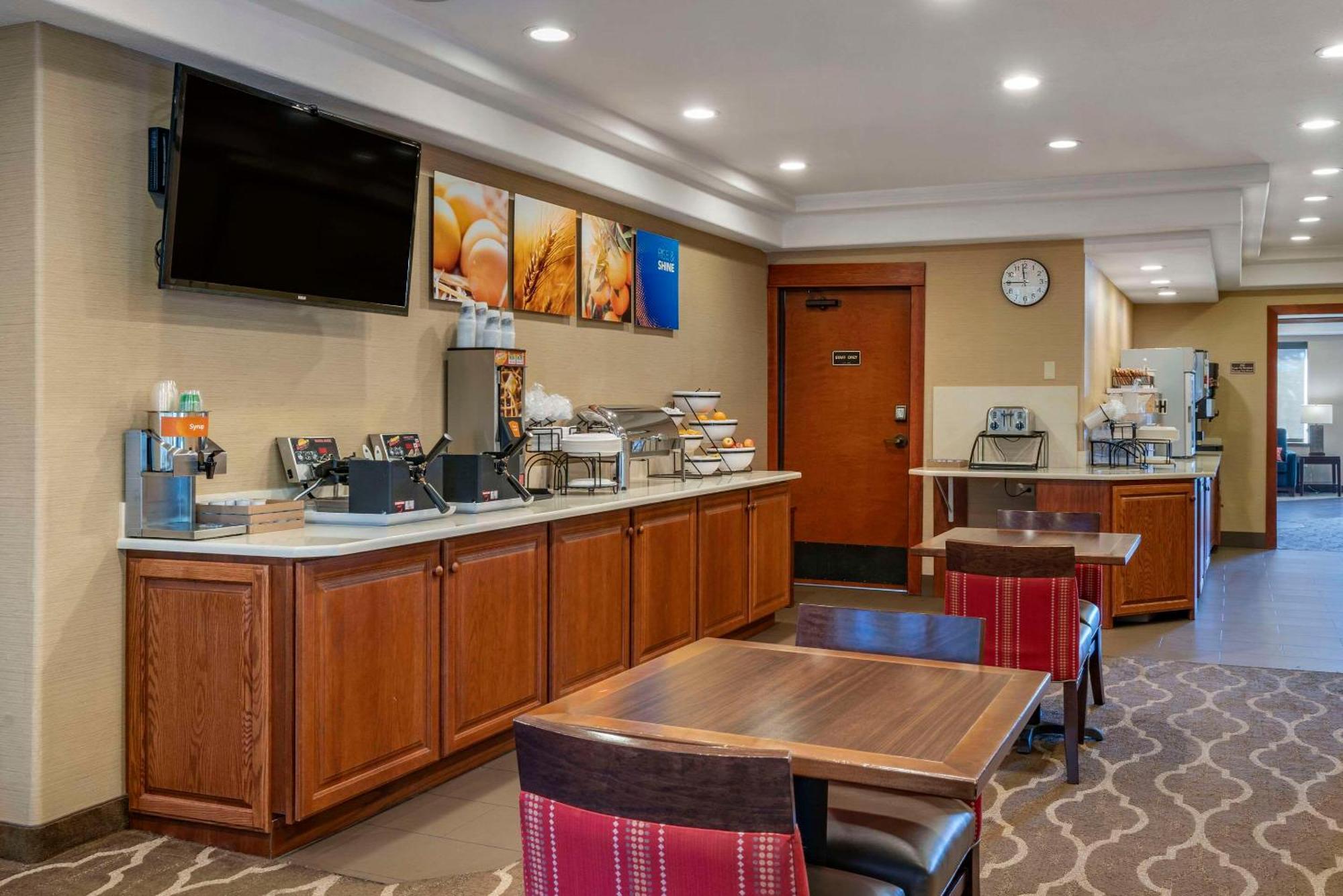 Comfort Inn & Suites Линкольн-Сити Экстерьер фото