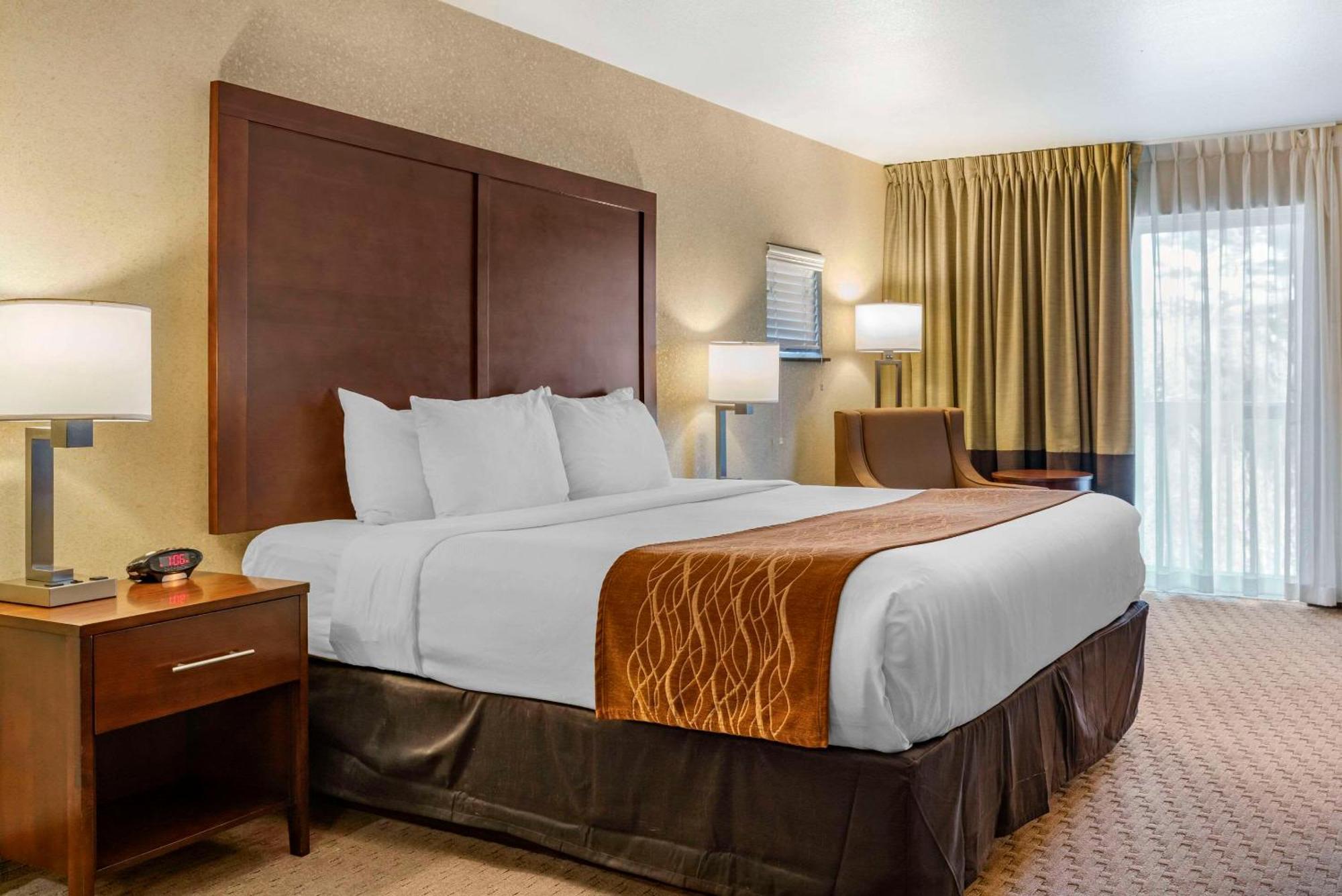 Comfort Inn & Suites Линкольн-Сити Экстерьер фото